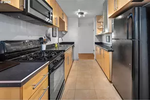 2631 SW Sherwood Dr, Portland, OR 97201 - Photo 35