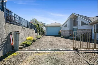 490 Pacific View Dr, Rockaway Beach, OR 97136 - Photo 41