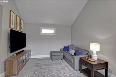 15885 SE Harold Ave, Milwaukie, OR 97267 - Photo 31