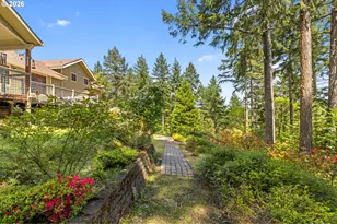 563 Lillian Ln, Roseburg, OR 97471 - Photo 41