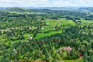 563 Lillian Ln, Roseburg, OR 97471 - Photo 47