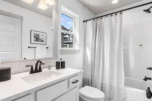 3628 SW Vermont St, Portland, OR 97219 - Photo 13