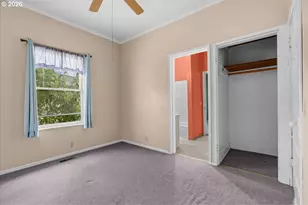 225 W Berkeley St, Gladstone, OR 97027 - Photo 9