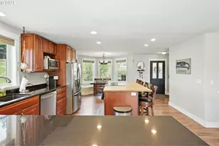 438 NW Roselawn St, Stevenson, WA 98648 - Photo 11