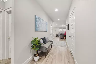 10719 NE 121st Ave, Vancouver, WA 98662 - Photo 5