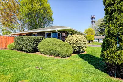 1049 SE Walnut St, Hillsboro, OR 97123 - Photo 39