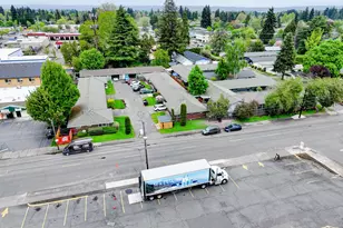 1049 SE Walnut St, Hillsboro, OR 97123 - Photo 47