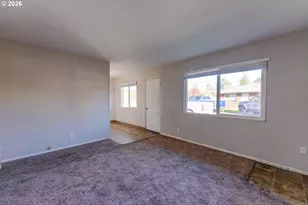 1049 SE Walnut St, Hillsboro, OR 97123 - Photo 19