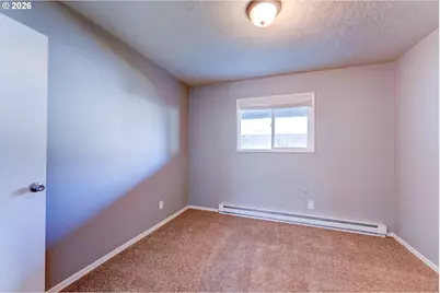1049 SE Walnut St, Hillsboro, OR 97123 - Photo 17