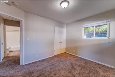 1049 SE Walnut St, Hillsboro, OR 97123 - Photo 21