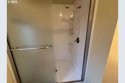 1199 N Terry St, Eugene, OR 97402 - Photo 21