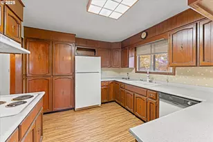 15690 S Carus Rd, Oregon City, OR 97045 - Photo 13