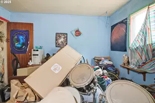 48117 E 2nd St, Oakridge, OR 97463 - Photo 17