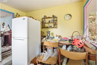 48117 E 2nd St, Oakridge, OR 97463 - Photo 11