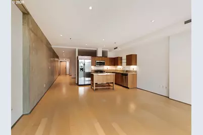 1221 SW 10th Ave #503, Portland, OR 97205 - Photo 7