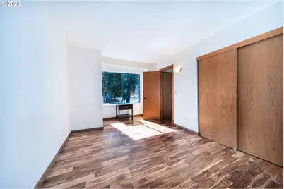 2235 SW Marigold St, Portland, OR 97219 - Photo 15