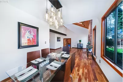 2235 SW Marigold St, Portland, OR 97219 - Photo 7