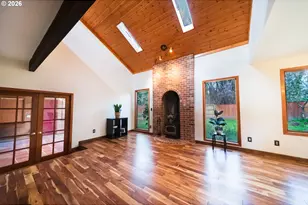 2235 SW Marigold St, Portland, OR 97219 - Photo 9