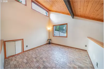 2235 SW Marigold St, Portland, OR 97219 - Photo 19