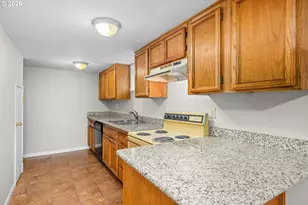 17021 SE Alder St, Portland, OR 97233 - Photo 27