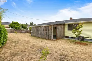 17021 SE Alder St, Portland, OR 97233 - Photo 43