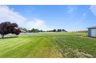32374 E Loop Rd, Hermiston, OR 97838 - Photo 5