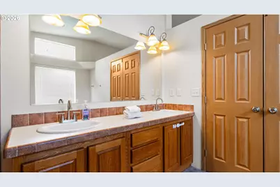 32374 E Loop Rd, Hermiston, OR 97838 - Photo 35