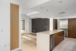 1260 NW Naito Pkwy, Portland, OR 97209 - Photo 21