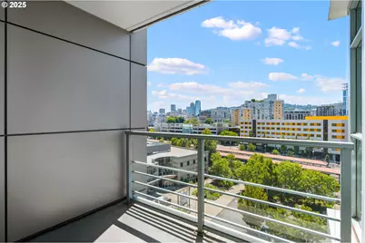 1260 NW Naito Pkwy #808, Portland, OR 97209 - Photo 29