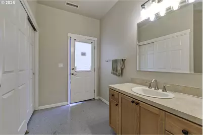 8340 SW River Rd, Hillsboro, OR 97123 - Photo 27