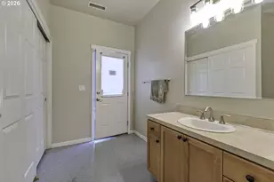 8340 SW River Rd, Hillsboro, OR 97123 - Photo 27