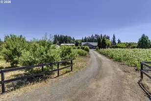8340 SW River Rd, Hillsboro, OR 97123 - Photo 41