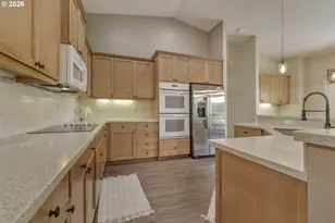 8340 SW River Rd, Hillsboro, OR 97123 - Photo 11