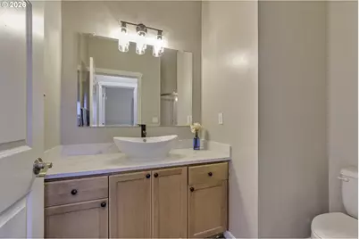 8340 SW River Rd, Hillsboro, OR 97123 - Photo 21
