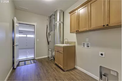 8340 SW River Rd, Hillsboro, OR 97123 - Photo 25