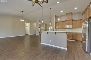 8340 SW River Rd, Hillsboro, OR 97123 - Photo 9