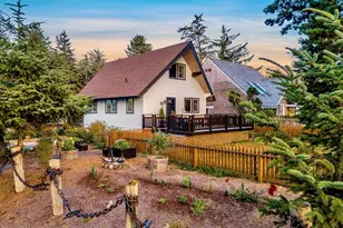 997 N Cottage Ave, Gearhart, OR 97138 - Photo 45