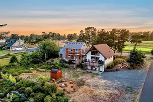 997 N Cottage Ave, Gearhart, OR 97138 - Photo 5