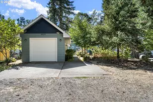 88293 Lake Side Dr, Veneta, OR 97487 - Photo 3