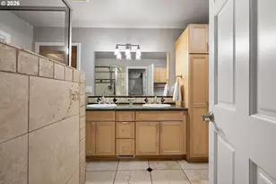 88293 Lake Side Dr, Veneta, OR 97487 - Photo 25