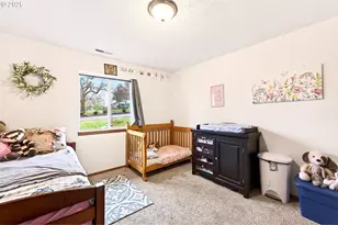 720 N Market St, Lafayette, OR 97127 - Photo 21