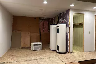 25656 Wildwood Rd, Veneta, OR 97487 - Photo 13