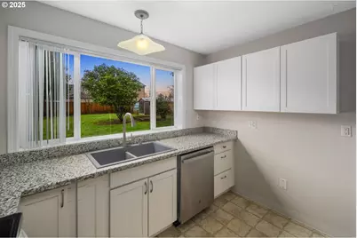 108 NE Whitney St, Camas, WA 98607 - Photo 19