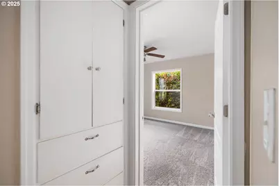 108 NE Whitney St, Camas, WA 98607 - Photo 29