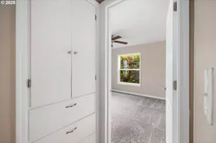 108 NE Whitney St, Camas, WA 98607 - Photo 29