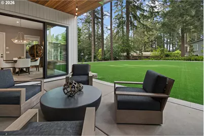 17331 Canyon Dr, Lake Oswego, OR 97034 - Photo 33
