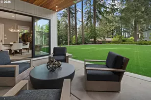 17331 Canyon Dr, Lake Oswego, OR 97034 - Photo 33