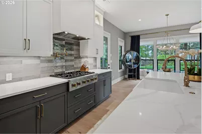 17331 Canyon Dr, Lake Oswego, OR 97034 - Photo 13