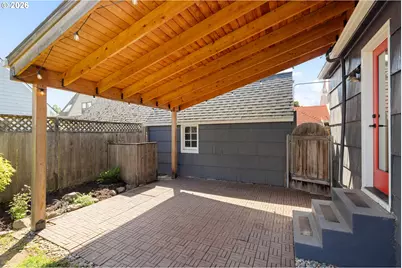 2014 NE Crane St, Portland, OR 97211 - Photo 41