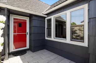 2014 NE Crane St, Portland, OR 97211 - Photo 3